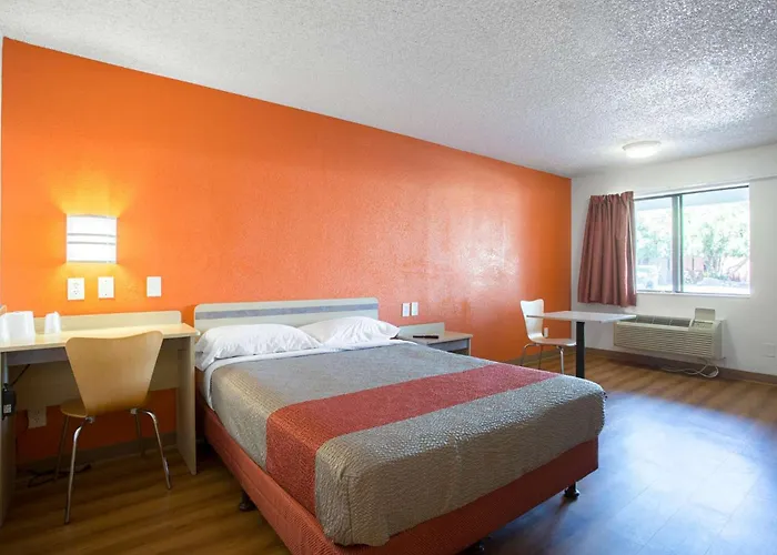 Hotel 6-kingman, Az - Route 66 West Kingman
