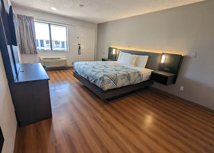 6-kingman, Az - Route 66 West 3*