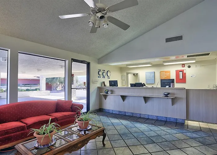 Hotel 6-kingman, Az - Route 66 West 3*
