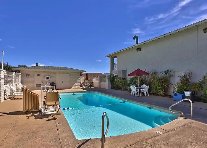 Hotel 6-kingman, Az - Route 66 West 3*