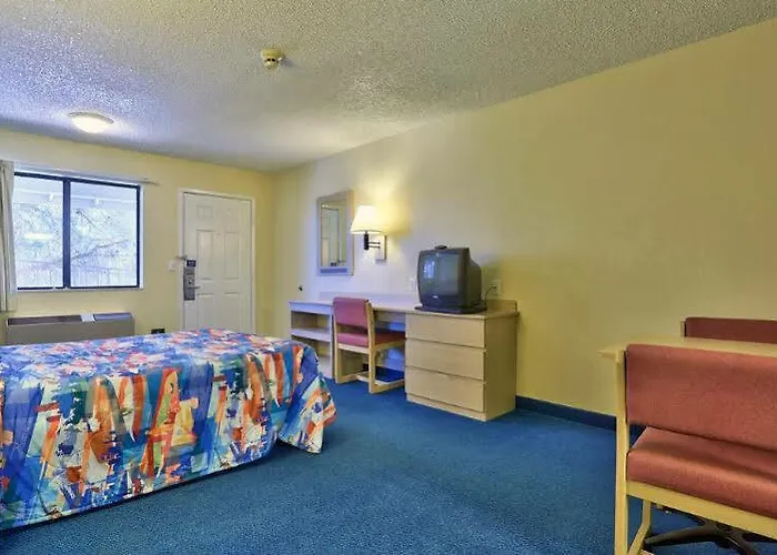 Hotel 6-kingman, Az - Route 66 West Kingman